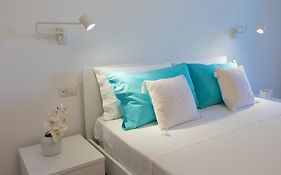 Estia Suites